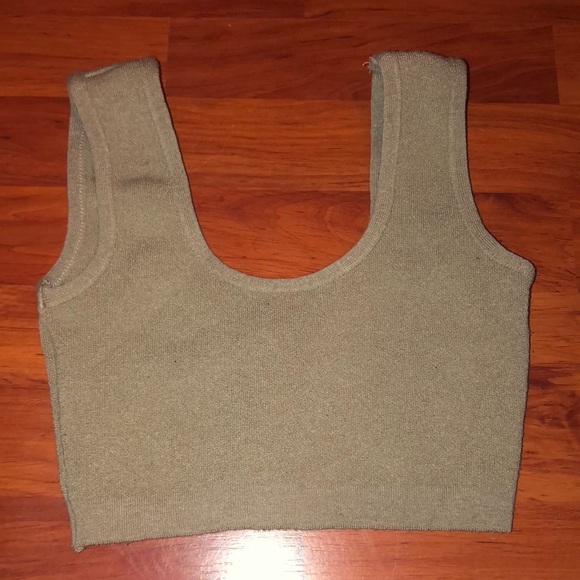 fashion nova army green cropped tank - Picture 1 of 2